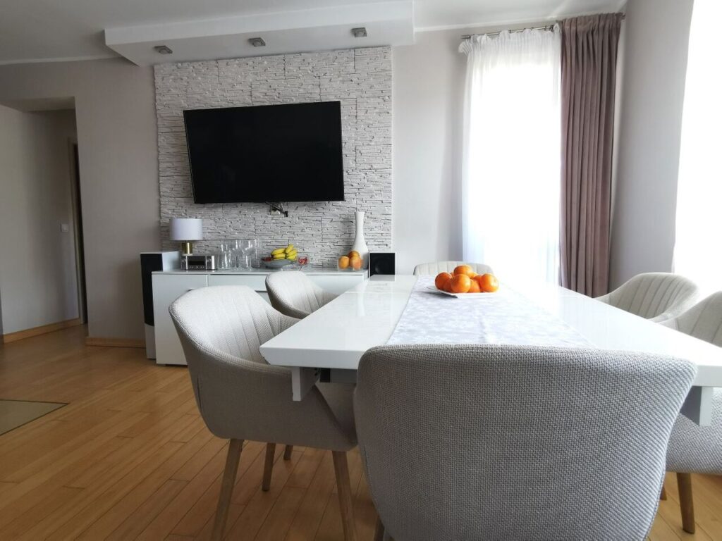 mieszkanie-na-sprzedaz-inowroclaw-rabin-salon2